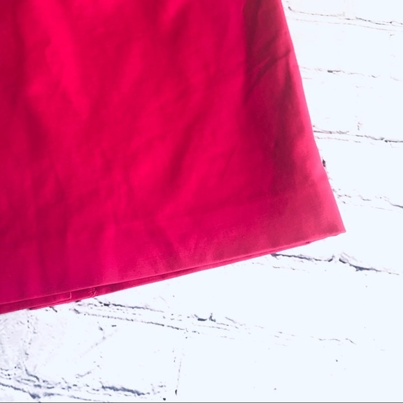 Halogen Fuschia‎ Pencil Skirt size 2 Petite Host Pick Best in Petites!!! - Picture 3 of 10